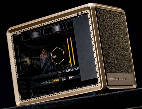 Cooler Master svela le edizioni Gold per MasterFrame 400 e Atmos II Pro