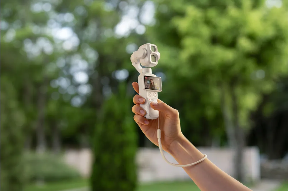 DJI Osmo Pocket 4P Bianco Perla arriva in Italia: prezzo e specifiche