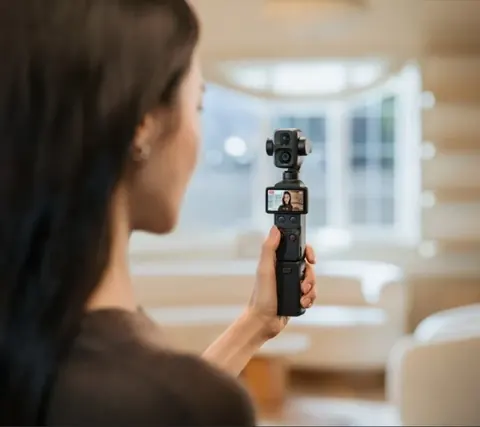 Recensione DJI Osmo Pocket 4P: tascabile doppio obiettivo e 17 stop
