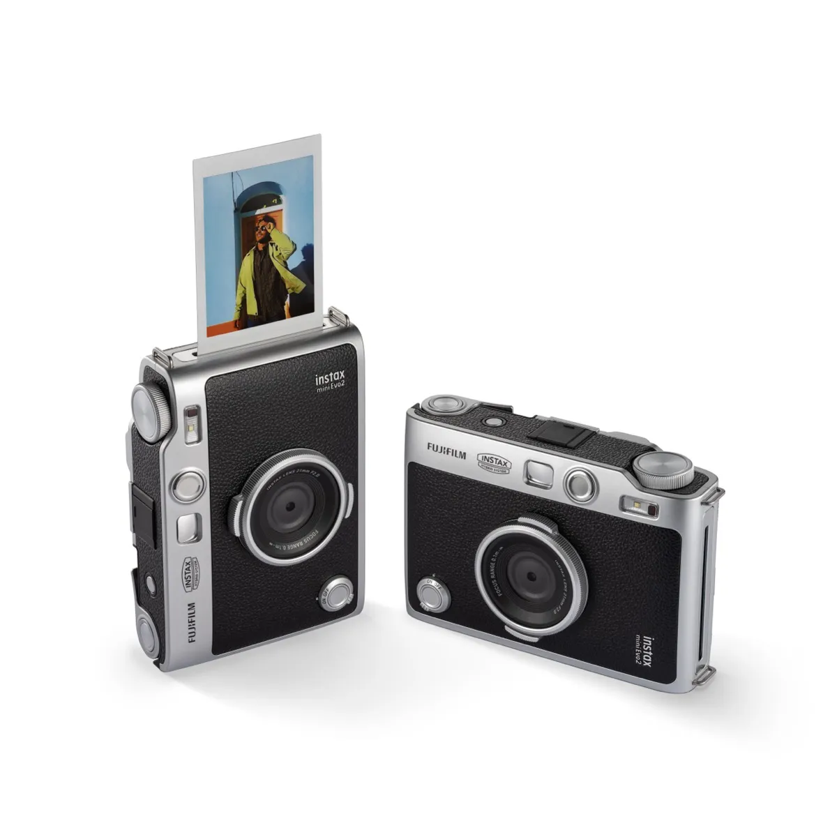 Fujifilm instax mini Evo 2: nuova fotocamera ibrida istantanea