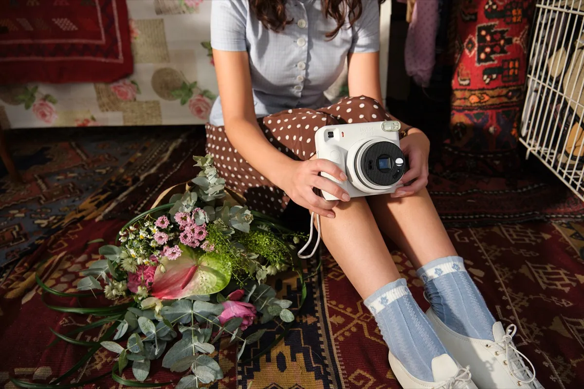 Fujifilm instax SQUARE 2: la nuova fotocamera istantanea 1:1