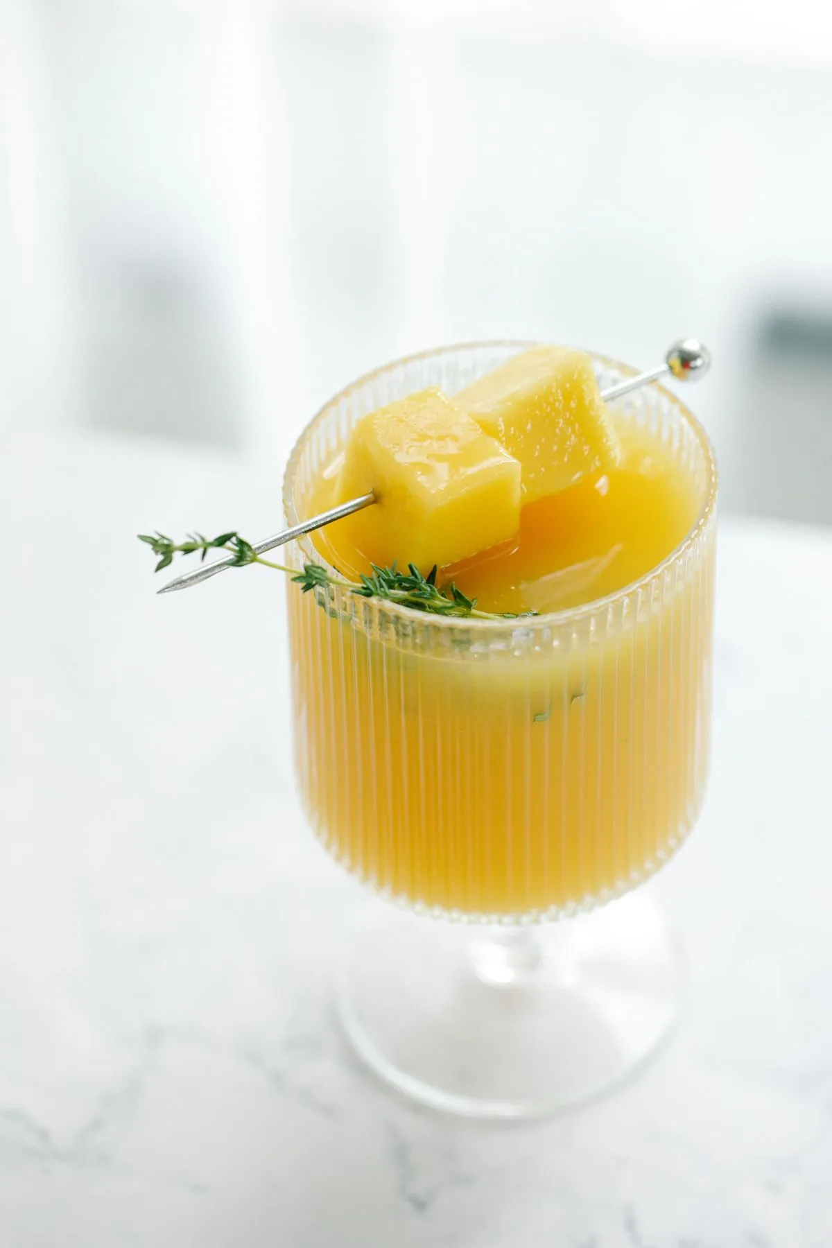HUROM Rinnova la Mixology: Due Mocktails Salutari per l'Estate 2026