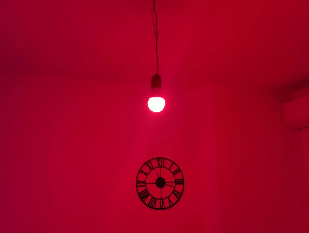 Recensione Recensione Nanoleaf Essentials E27: La Lampadina Smart Matter
