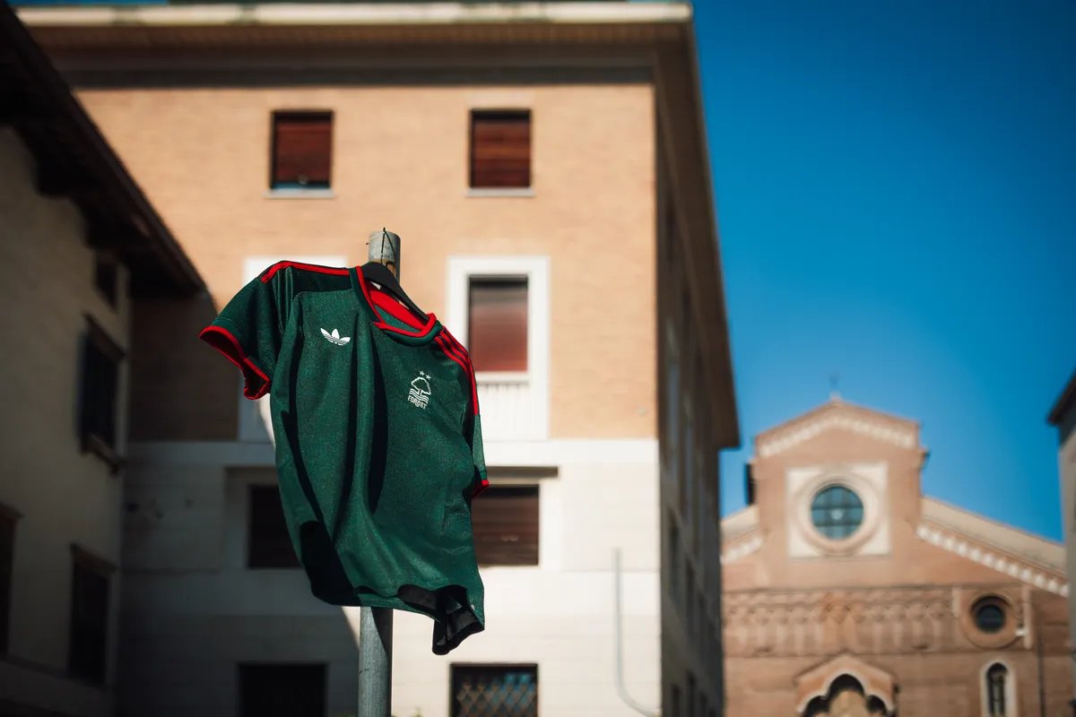 Nottingham Forest, l'Away Kit 2026/27 e l'accoglienza a Udine