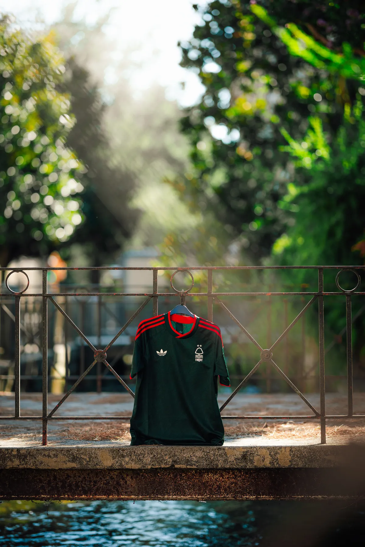 Nottingham Forest, l'Away Kit 2026/27 e l'accoglienza a Udine