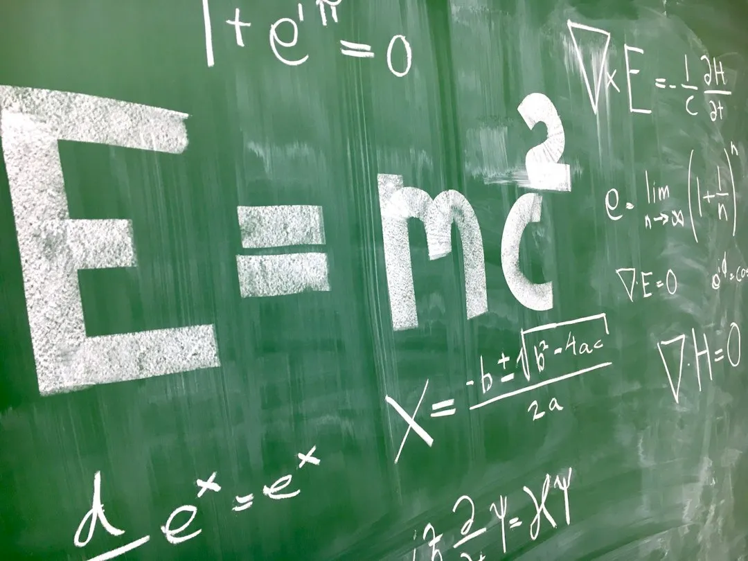 OpenAI consulta i matematici d'élite per evitare errori futuri