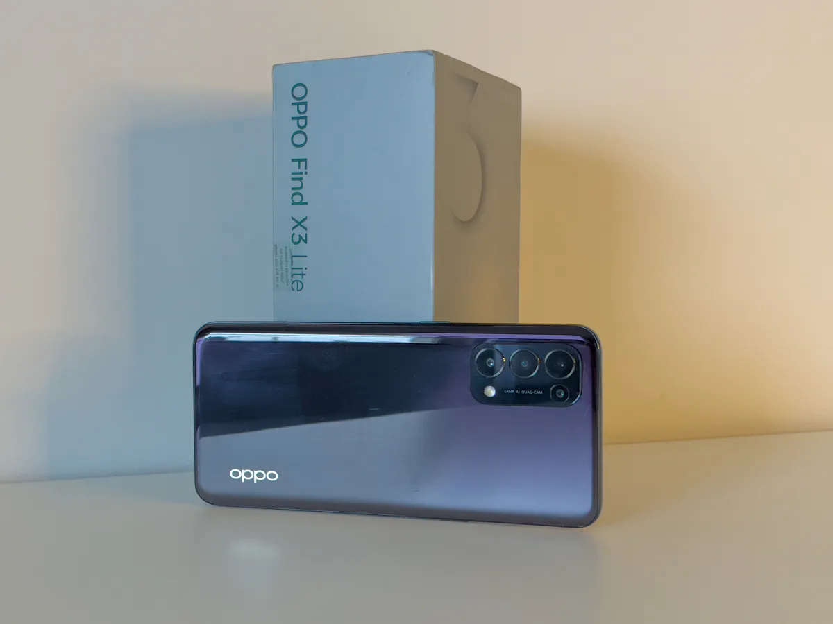 Recensione Recensione Oppo Find X3 Lite: l'equilibrio perfetto della fascia media