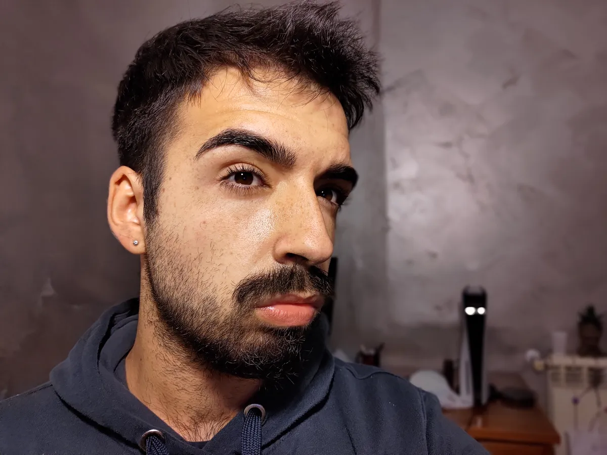 Recensione Recensione Asus Zenfone 7 Pro: il top di gamma più equilibrato