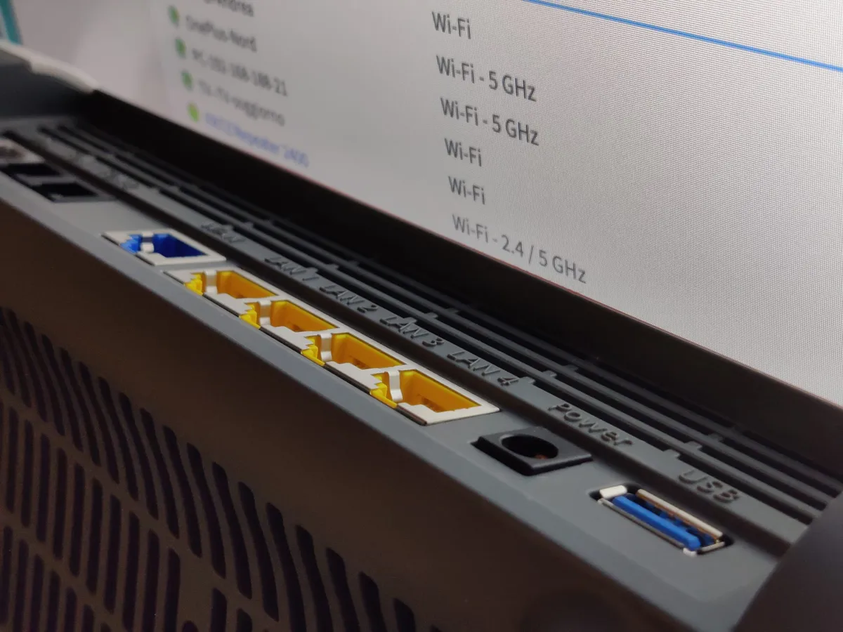 Recensione Recensione AVM FRITZ!Box 7590 AX: Il Re del Wi-Fi 6 e FTTH