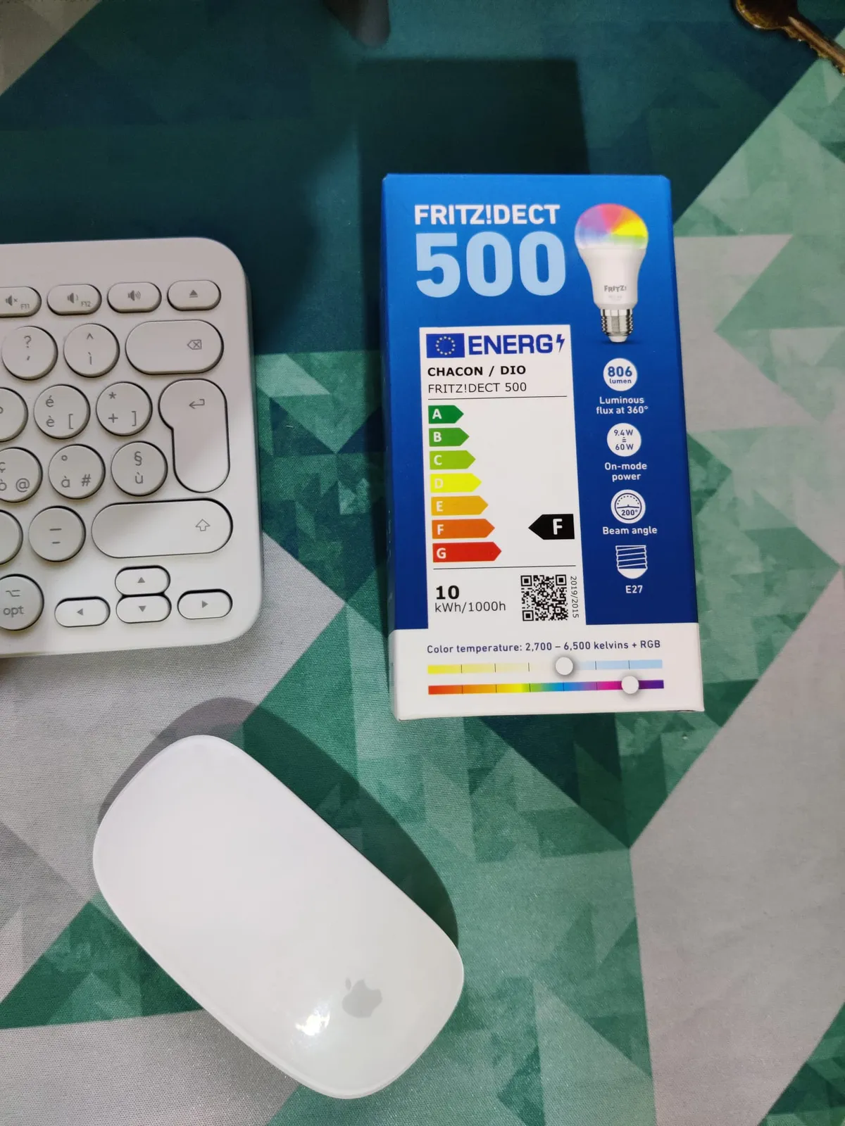 Recensione Recensione AVM FRITZ!DECT 500: lampadina smart RGB per FRITZ!Box