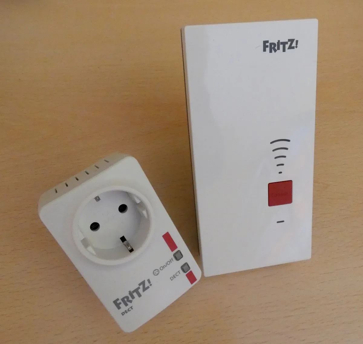 Recensione AVM FRITZ!Repeater 2400 e FRITZ!DECT 200: Rete e Smart Home Top