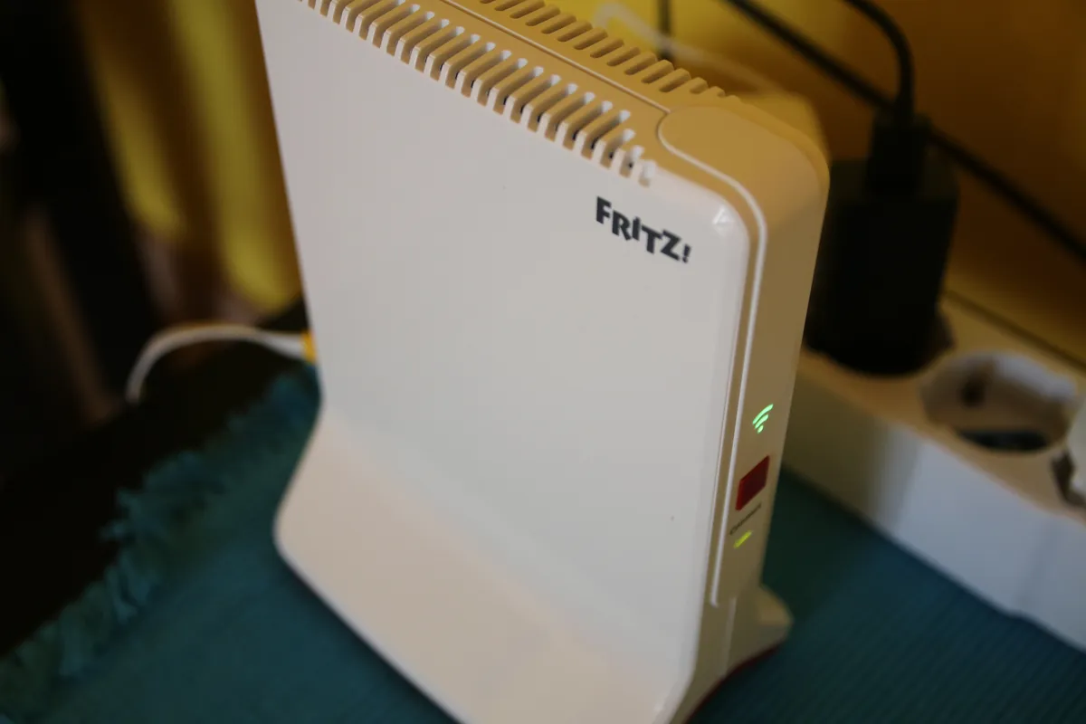 Recensione Recensione AVM FRITZ!Repeater 3000: Wi-Fi Mesh veloce e stabile