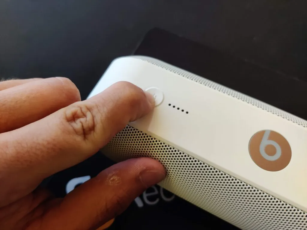 Recensione Recensione Beats Pill+: Eleganza e Potenza Bluetooth