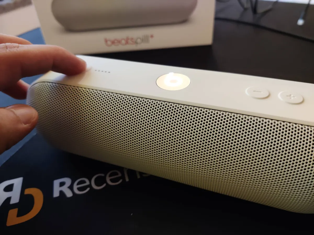 Recensione Recensione Beats Pill+: Eleganza e Potenza Bluetooth