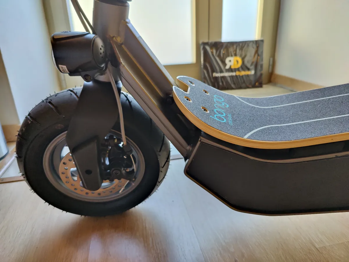Recensione Cecotec Bongo Serie Z: monopattino elettrico versatile e performante