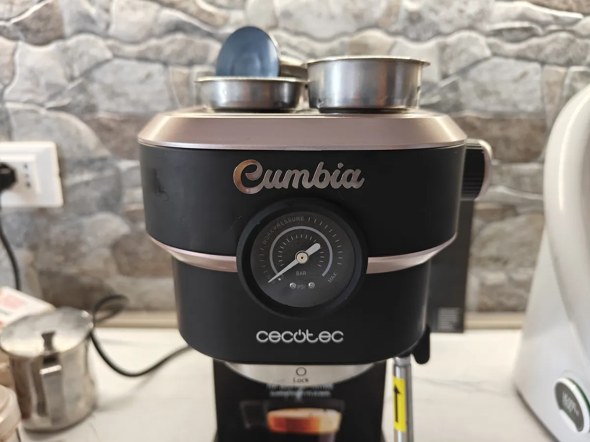 Cecotec Cafelizzia 890 Rose Pro: l'espresso perfetto a casa