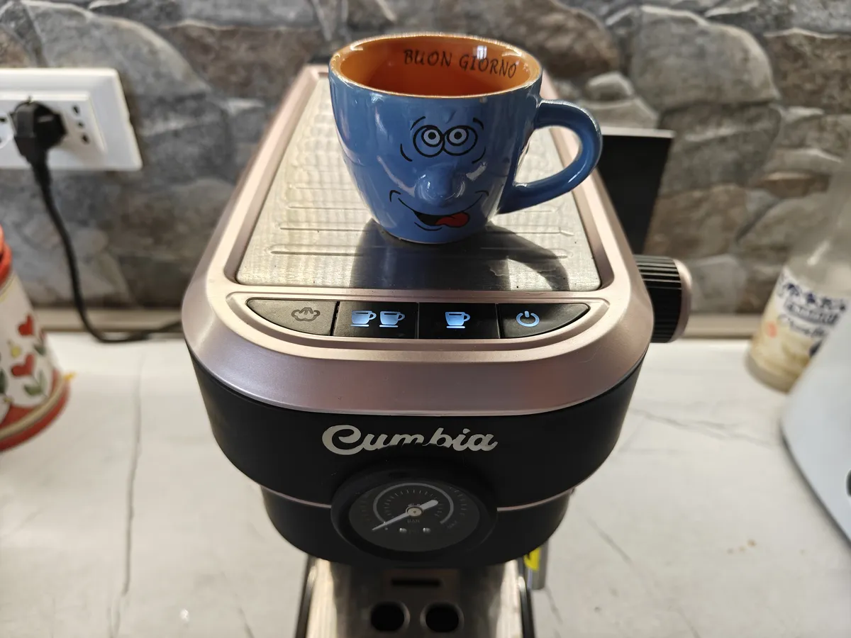 Recensione Cecotec Cafelizzia 890 Rose Pro: l'espresso perfetto a casa