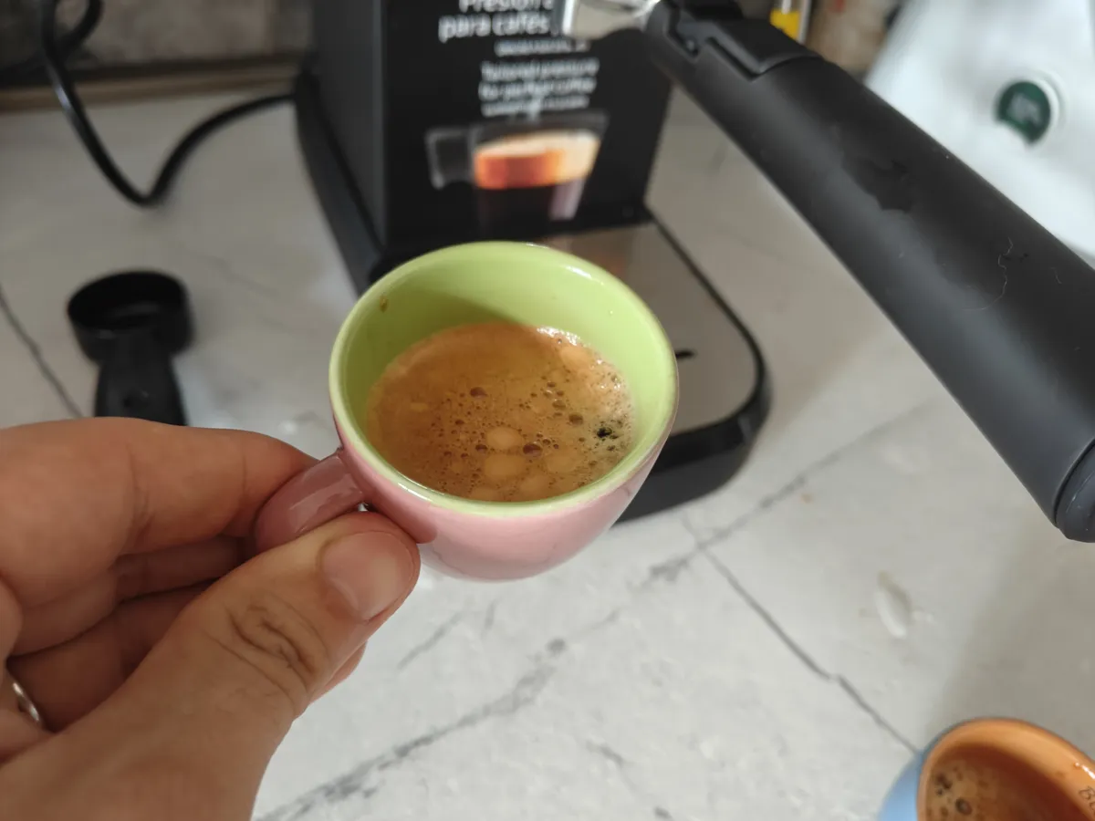Recensione Cecotec Cafelizzia 890 Rose Pro: l'espresso perfetto a casa