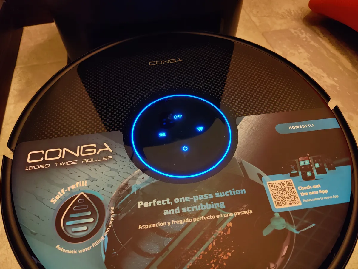 Recensione Cecotec Conga 12090: il robot aspirapolvere con base autosvuotante e prestazioni elevate