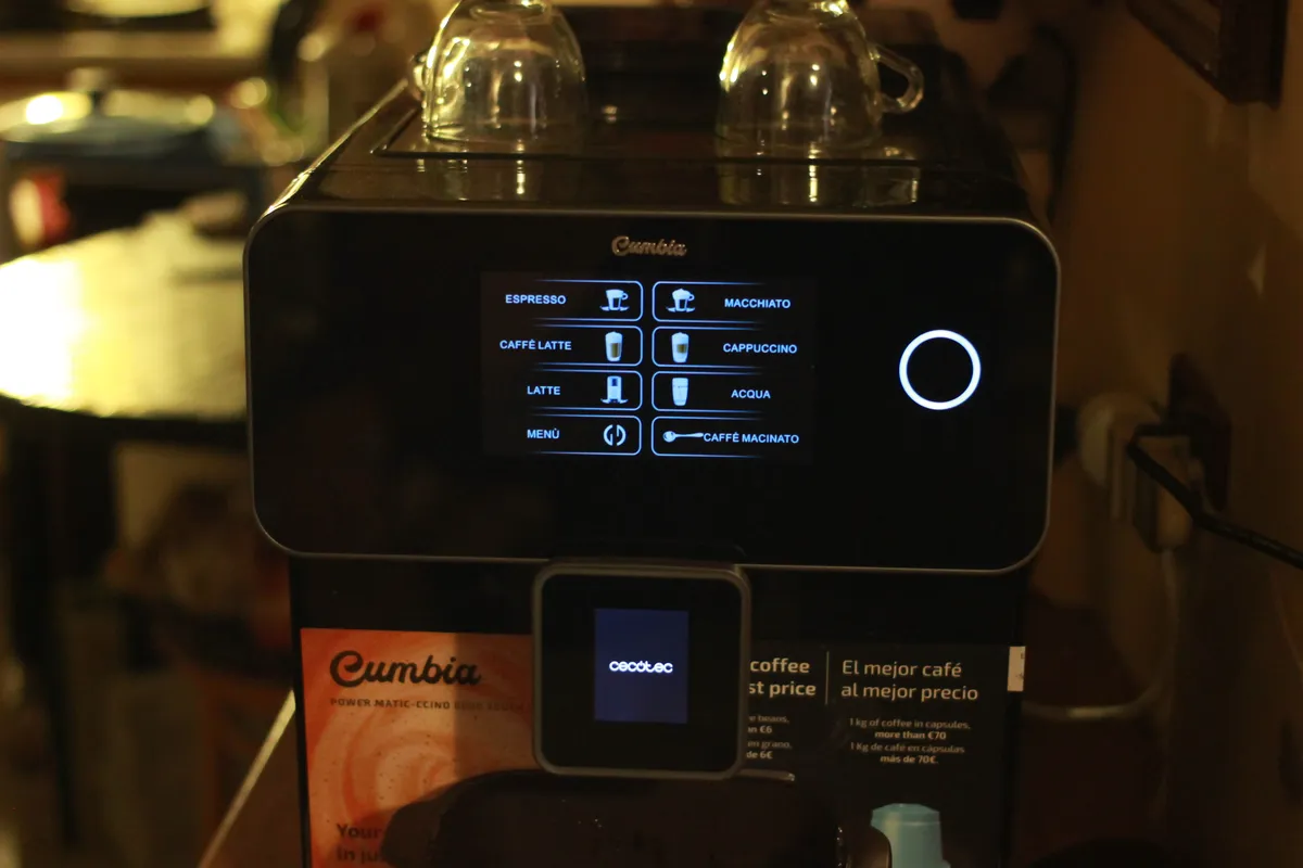 Cecotec Cumbia Power Matic-ccino 8000: la superautomatica per il caffè con tutte le funzionalità