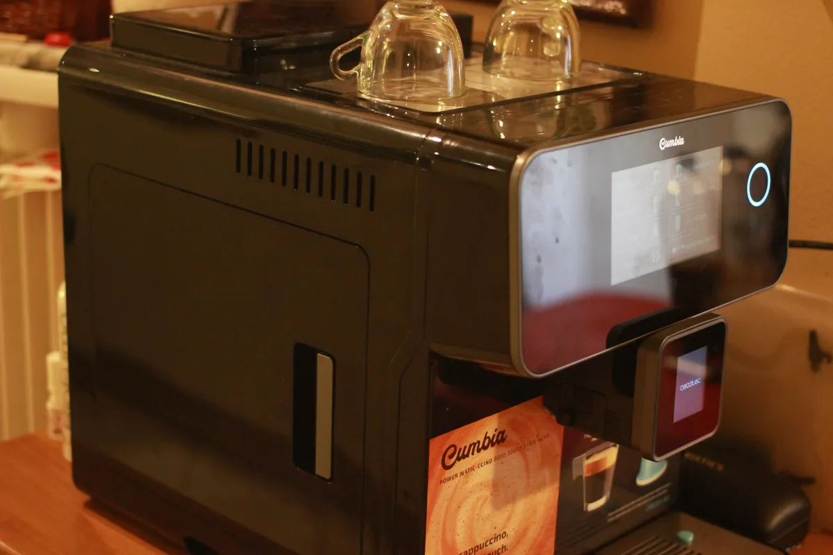 Recensione Cecotec Cumbia Power Matic-ccino 8000: la superautomatica per il caffè con tutte le funzionalità
