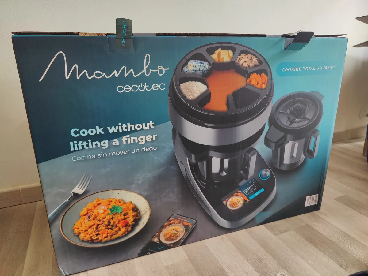 Cecotec Mambo Cooking Total Gourmet: il robot da cucina con dispenser automatico