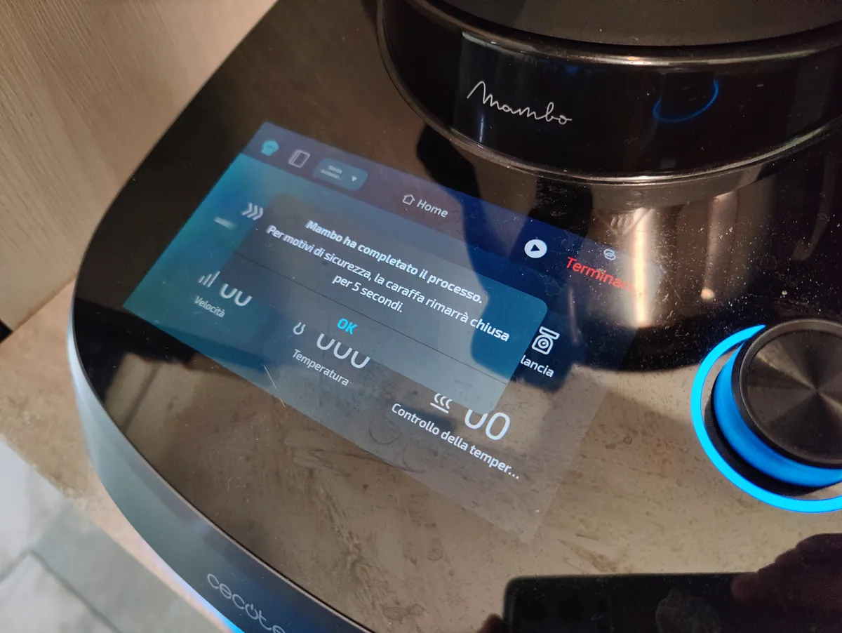 Recensione Cecotec Mambo Cooking Total Gourmet: il robot da cucina con dispenser automatico
