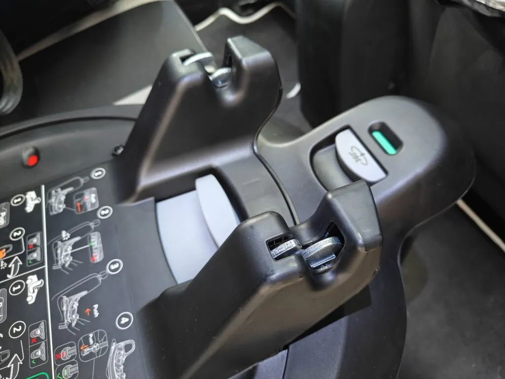 Recensione Recensione Chicco Full 360 i-Size: sicurezza e praticità in auto