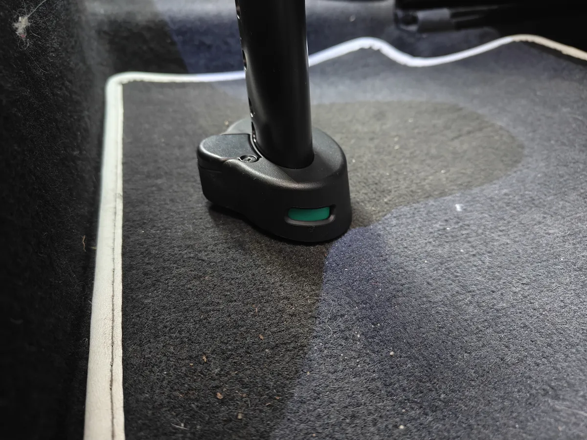Recensione Recensione Chicco Full 360 i-Size: sicurezza e praticità in auto