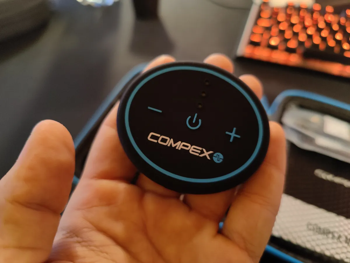 Recensione Recensione Compex Mini: l'elettrostimolatore smart wireless per sportivi