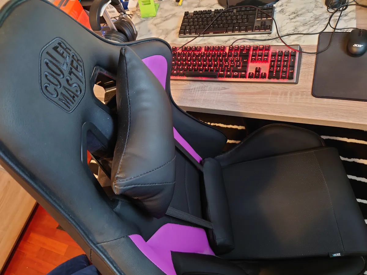 Recensione Recensione Cooler Master Caliber R1: sedia gaming comoda e solida
