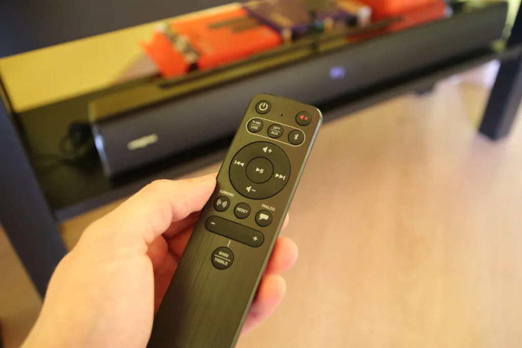 Recensione Recensione Creative Stage V2: Soundbar 2.1 Economica e Potente