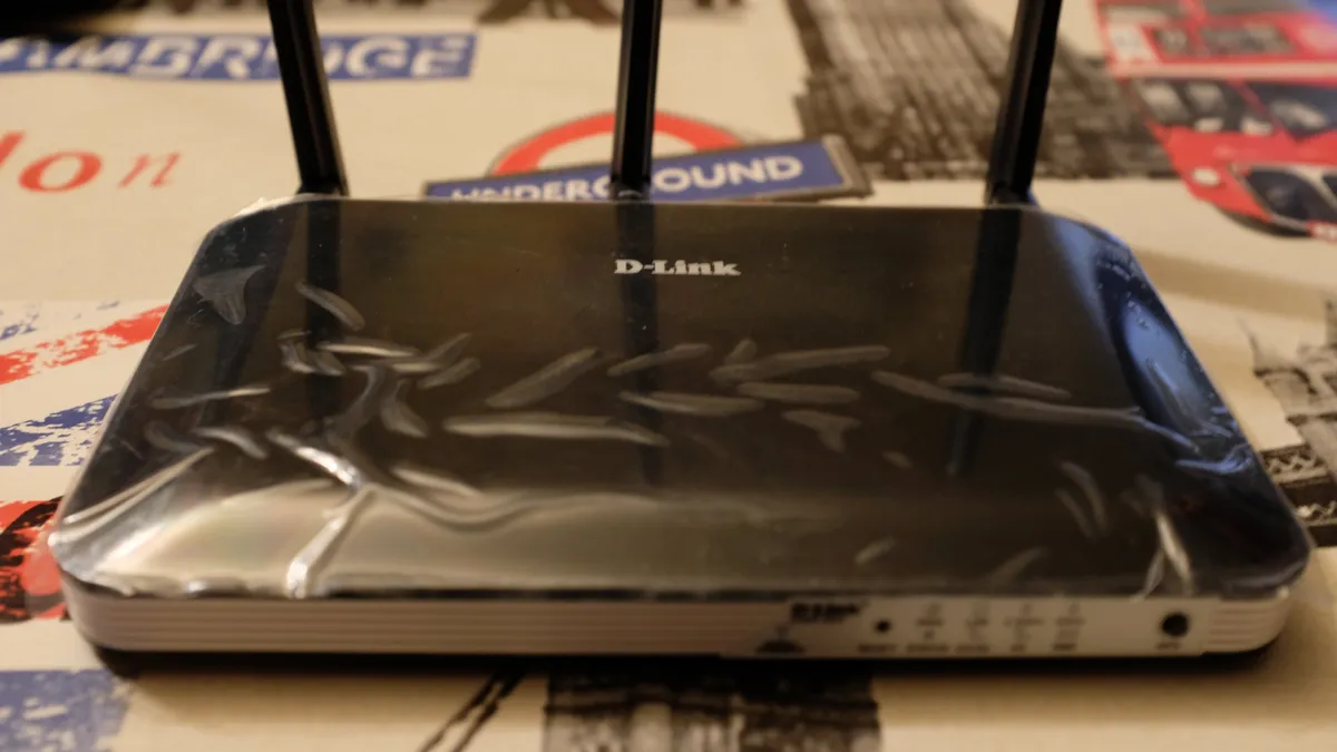 Recensione Recensione D-Link DWR-953: il router 4G LTE versatile