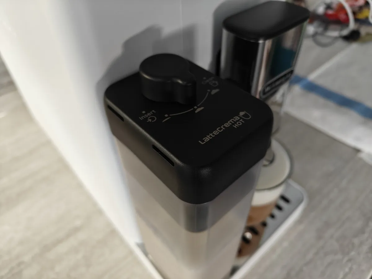 Recensione De'Longhi Rivelia: rivoluzionario Bean Switch in Arctic White
