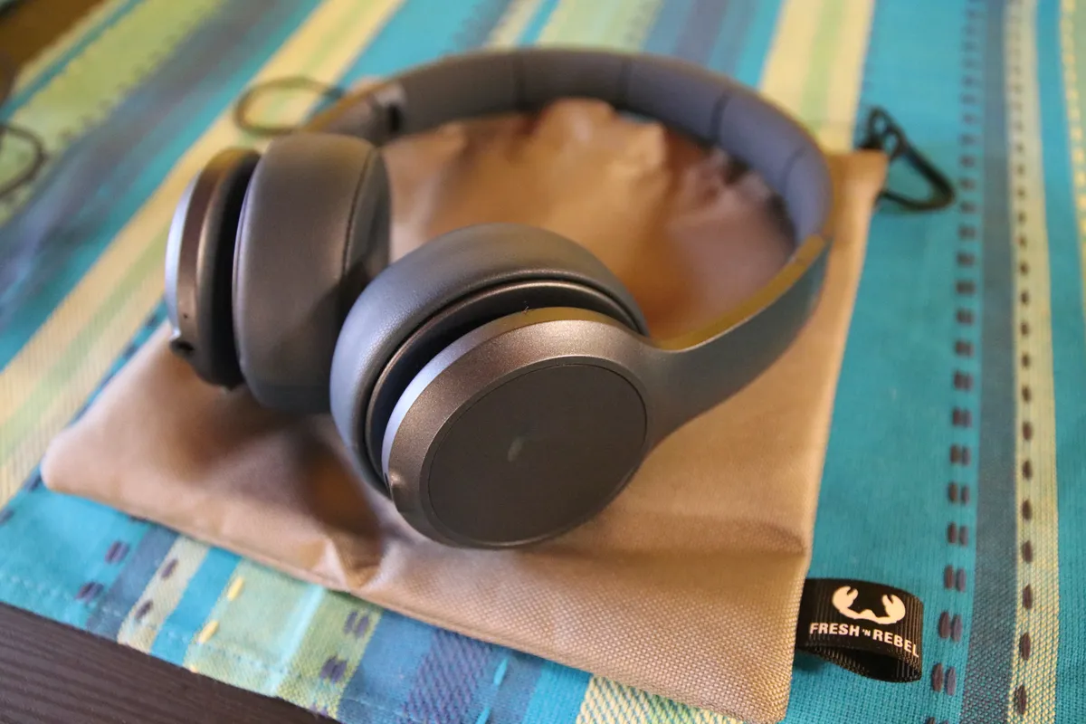 Recensione Fresh 'n Rebel Code ANC: stile, comfort e isolamento