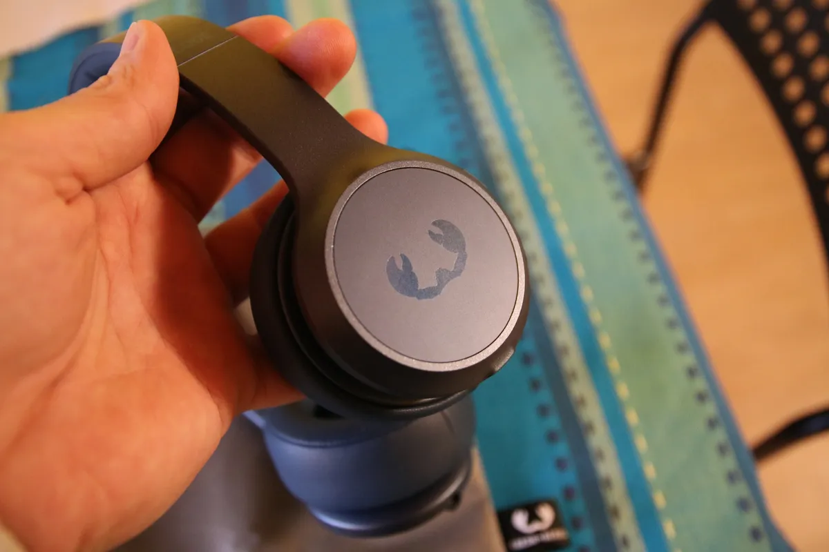Recensione Recensione Fresh 'n Rebel Code ANC: stile, comfort e isolamento