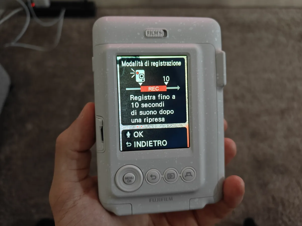 Recensione Recensione Fujifilm Instax Mini LiPlay: l'istantanea ibrida perfetta