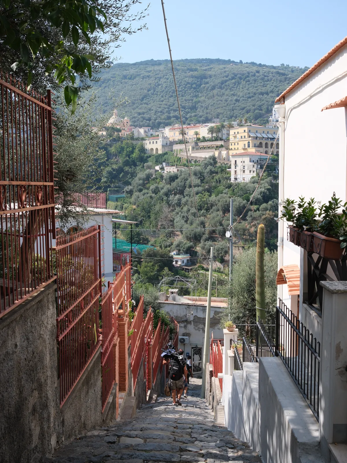 Recensione Recensione Fujifilm X-E5: la regina della street photography