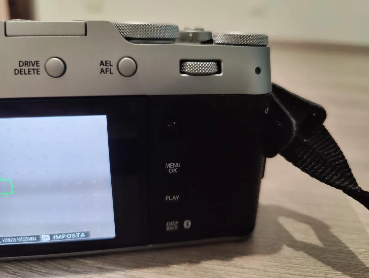 Recensione Recensione Fujifilm X100VI: la fotocamera compatta definitiva con IBIS