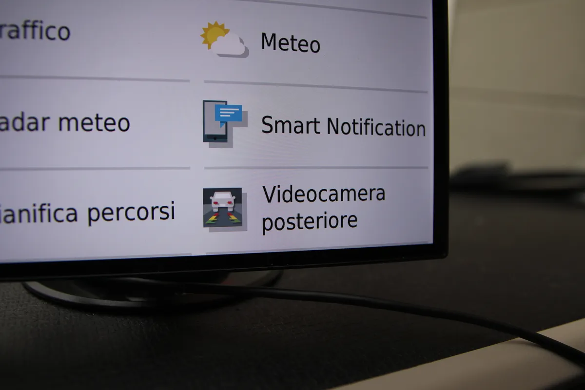 Recensione Recensione Garmin DriveSmart 65: il navigatore smart definitivo