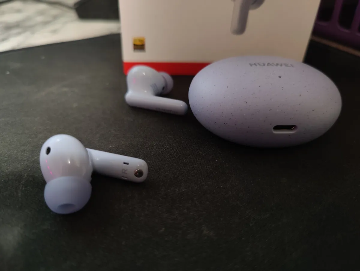 recensione-huawei-freebuds-5i