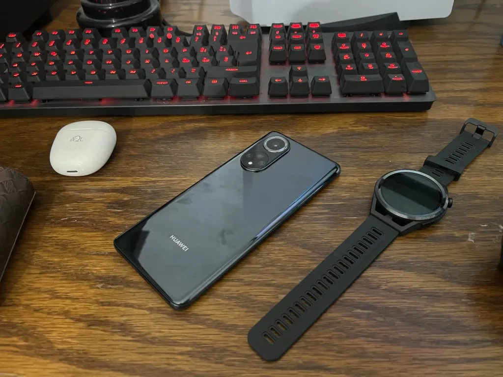 Recensione Recensione Huawei Nova 9: medio gamma elegante ma senza Google