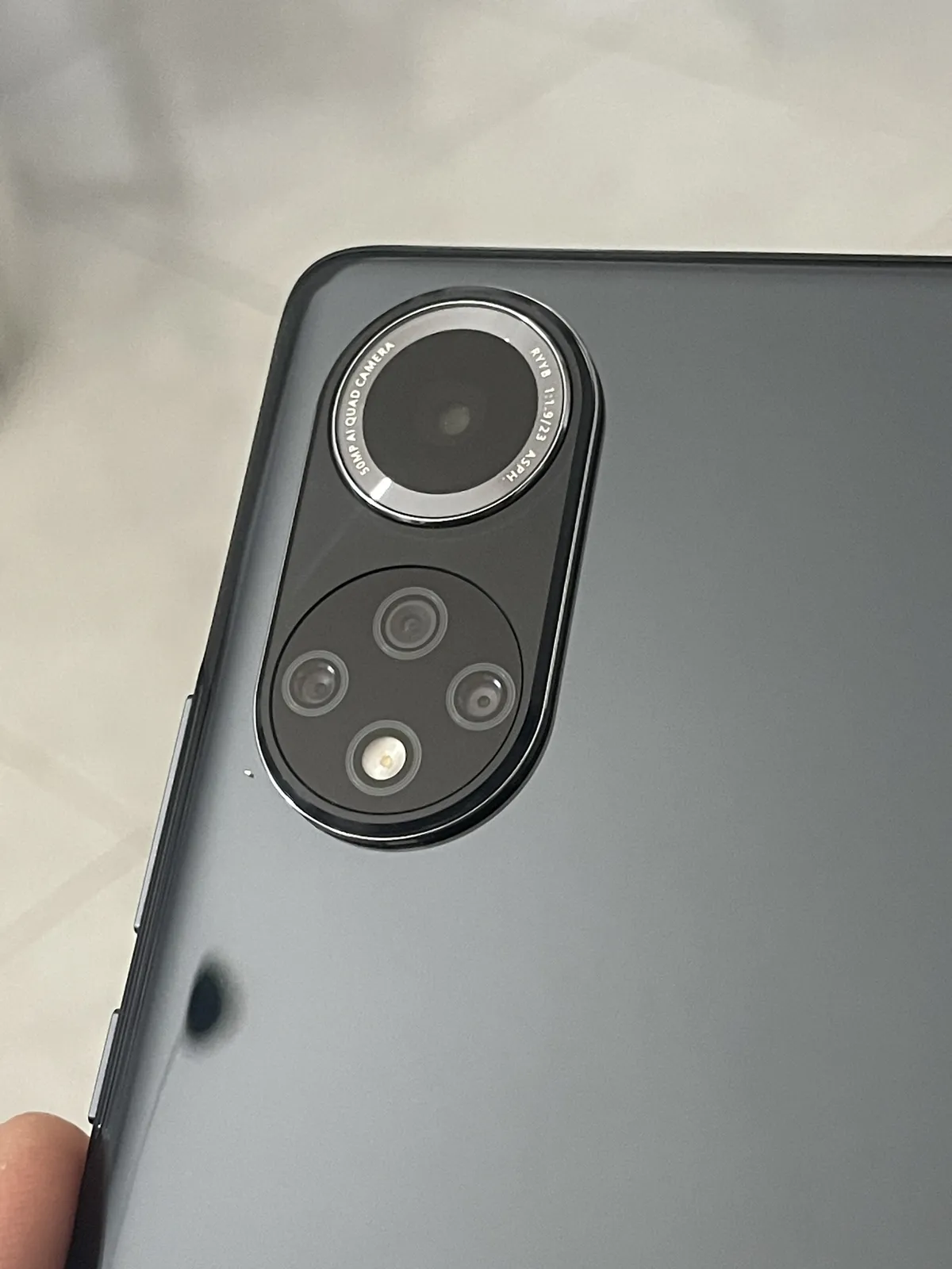Recensione Recensione Huawei Nova 9: medio gamma elegante ma senza Google