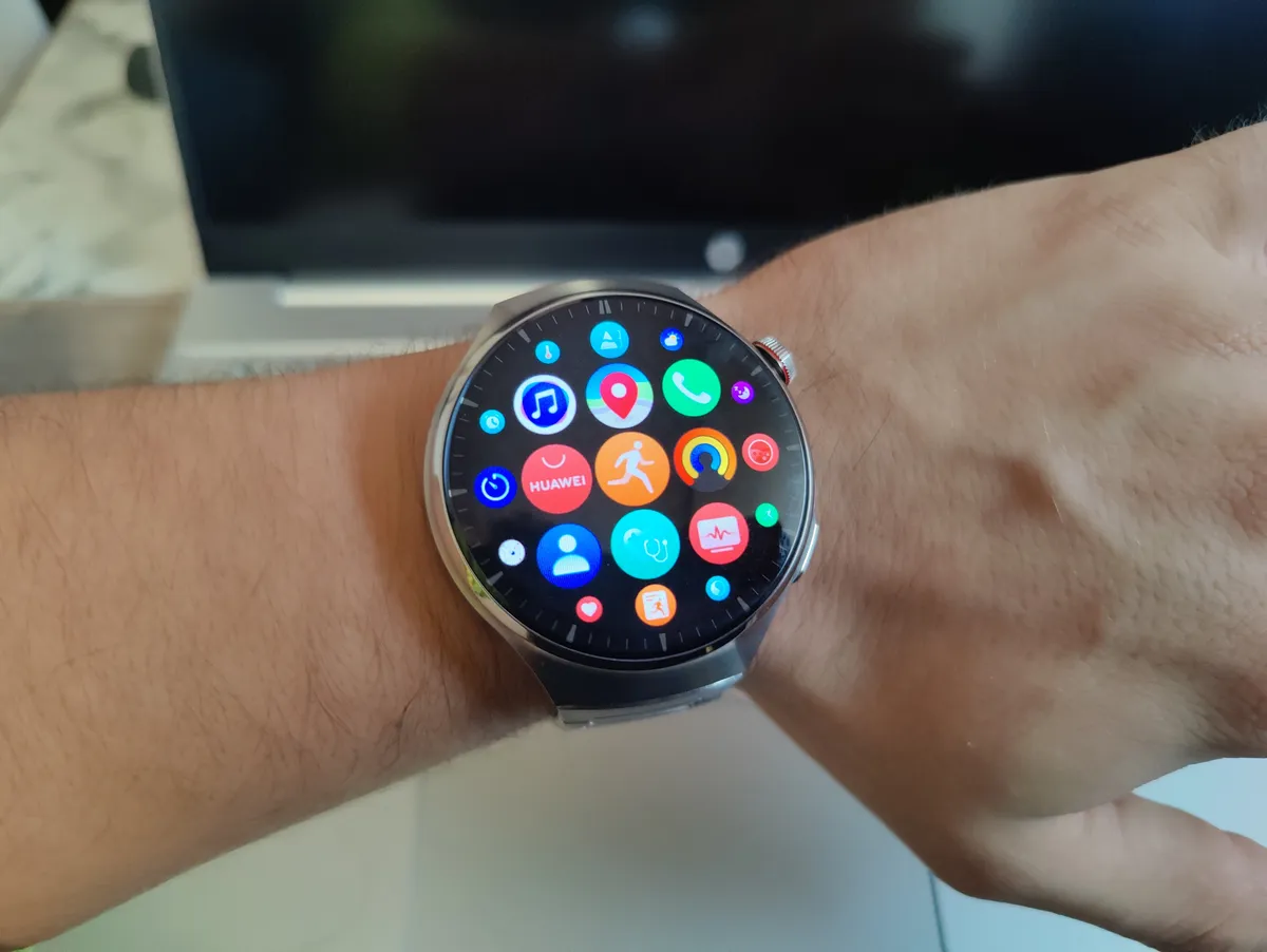 Recensione Recensione Huawei Watch 4 Pro: lo smartwatch top per salute e titanio