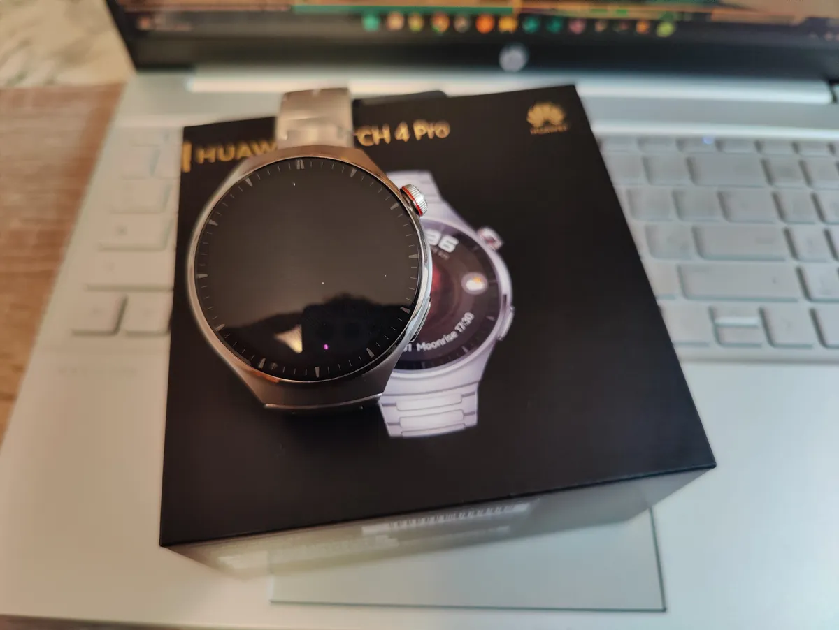 Recensione Recensione Huawei Watch 4 Pro: lo smartwatch top per salute e titanio