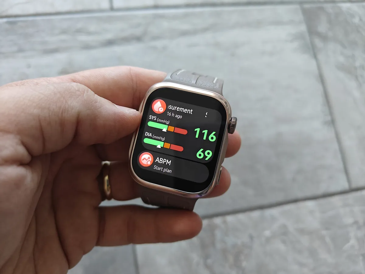 Recensione Huawei Watch D3: pressione sotto controllo