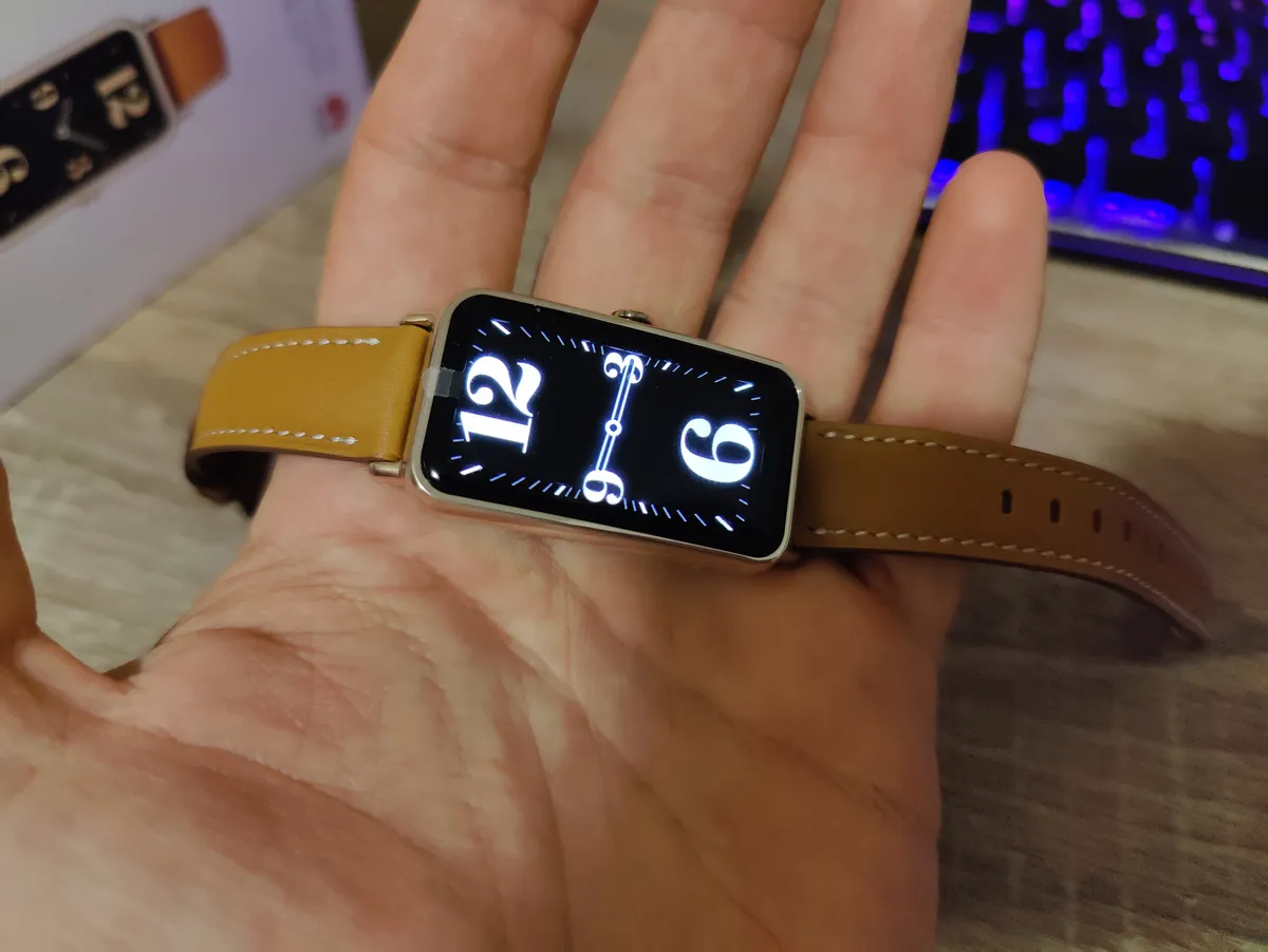 Recensione Recensione Huawei Watch Fit mini: l'orologio smart elegante ed economico