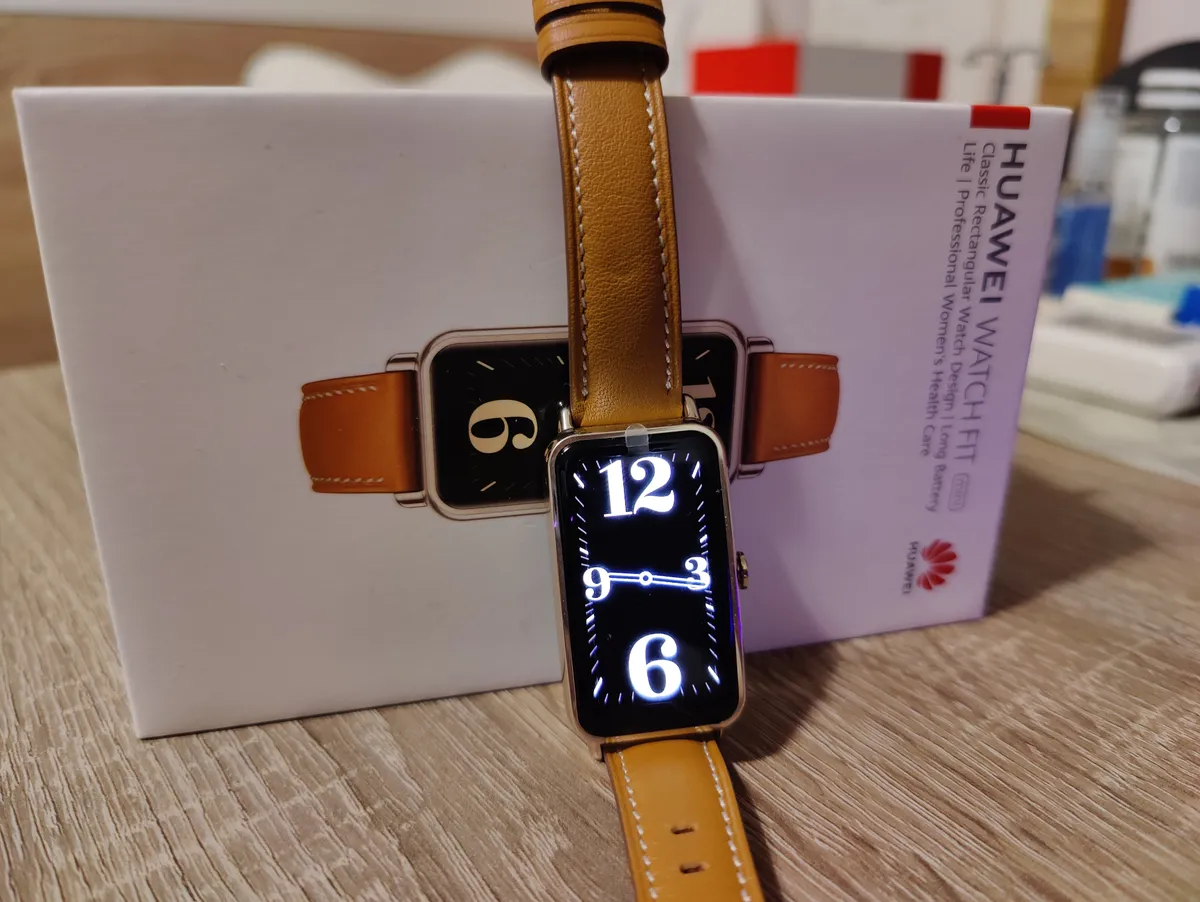 Recensione Recensione Huawei Watch Fit mini: l'orologio smart elegante ed economico