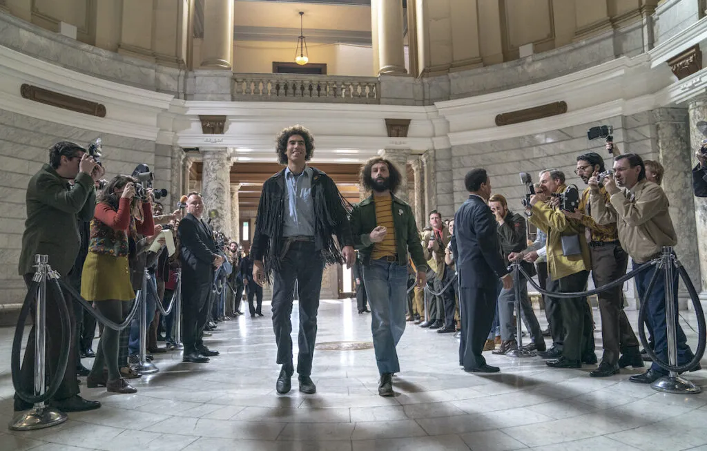 Recensione Recensione Il processo ai Chicago 7: il capolavoro civile di Aaron Sorkin