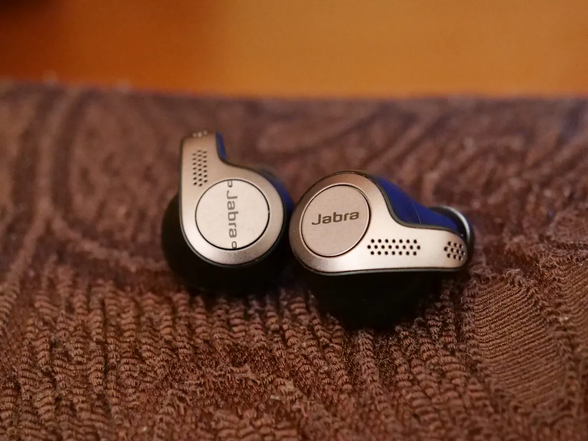 Recensione Jabra Elite 65t: L'eccellenza senza compromessi